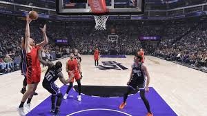 记者：施洛特贝克随队参加德国队训练，基米希继续缺席